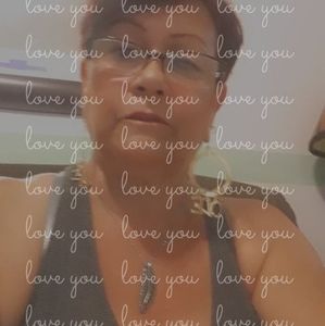 Meet your Posher, Yolanda